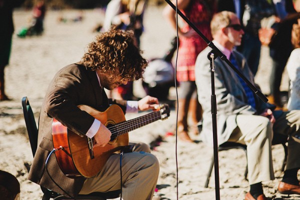 portland-wedding-photographer-oceanside-lauren-derek-025