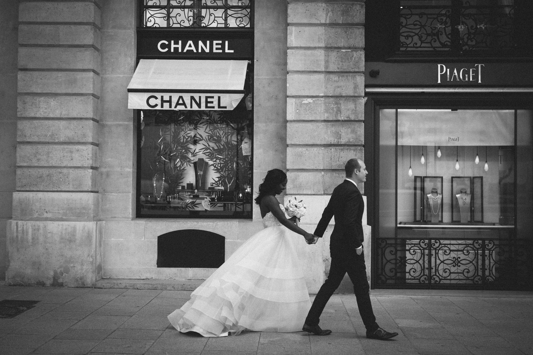 parisian-elopement-photographer-in-paris-36