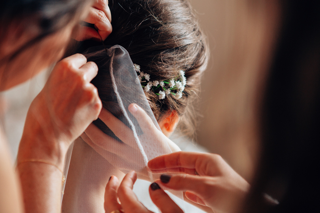 Pierre atelier / storyteller photographer wedding mariage in Paris / elopement & engagement.