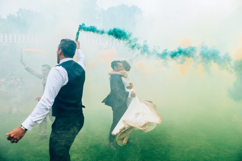 Pierre atelier / storyteller photographer wedding mariage in Paris / elopement & engagement.