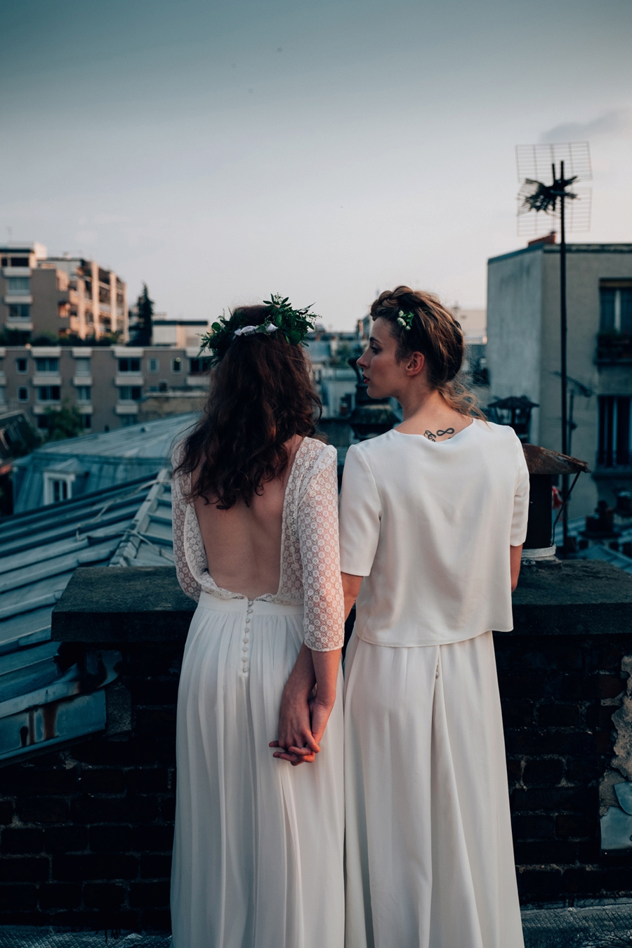 Pierre atelier / storyteller photographer wedding mariage in Paris / elopement & engagement.